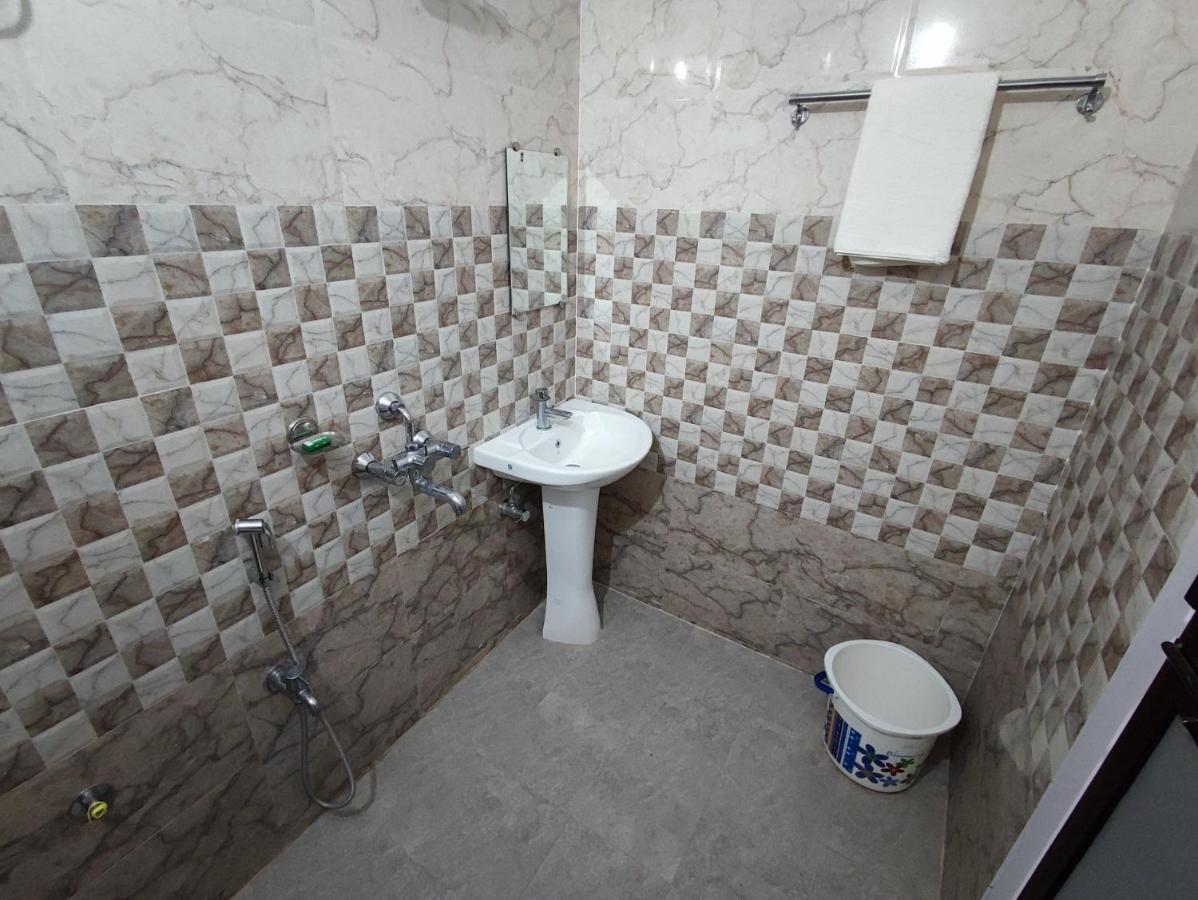 Hotel Kanha Shyam Madhubani Экстерьер фото