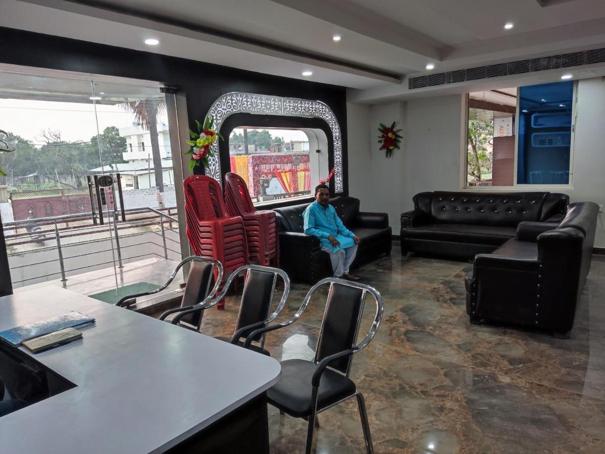 Hotel Kanha Shyam Madhubani Экстерьер фото